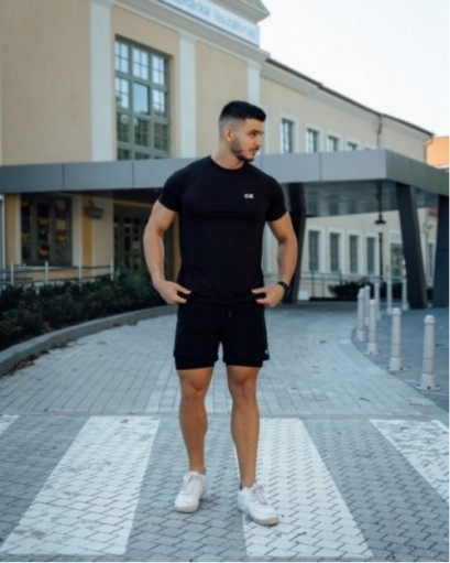 Base Performance Póló - Fekete